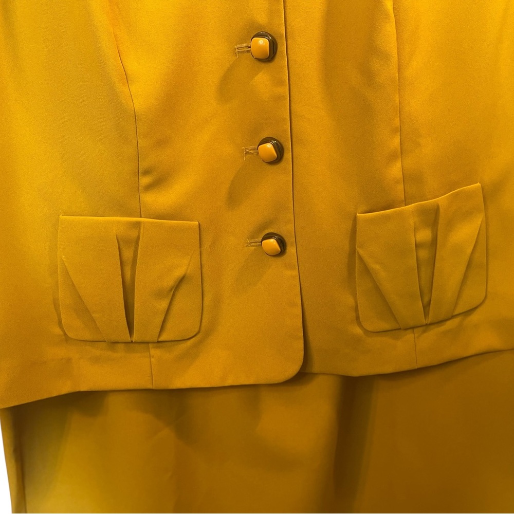 ROAMAN'S Deep Yellow Suit 3/4 Sleeve Jacket and Skirt Suit Set - Size 20W - Picture 4 of 16